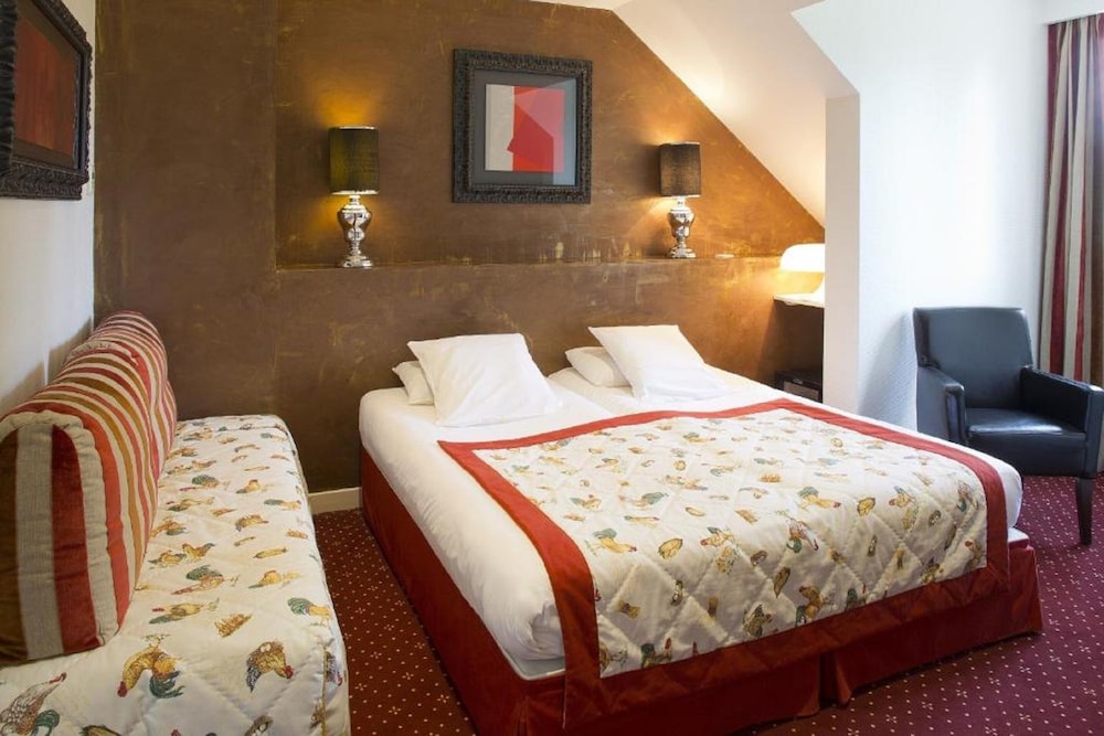 Superior Triple Room photo 3