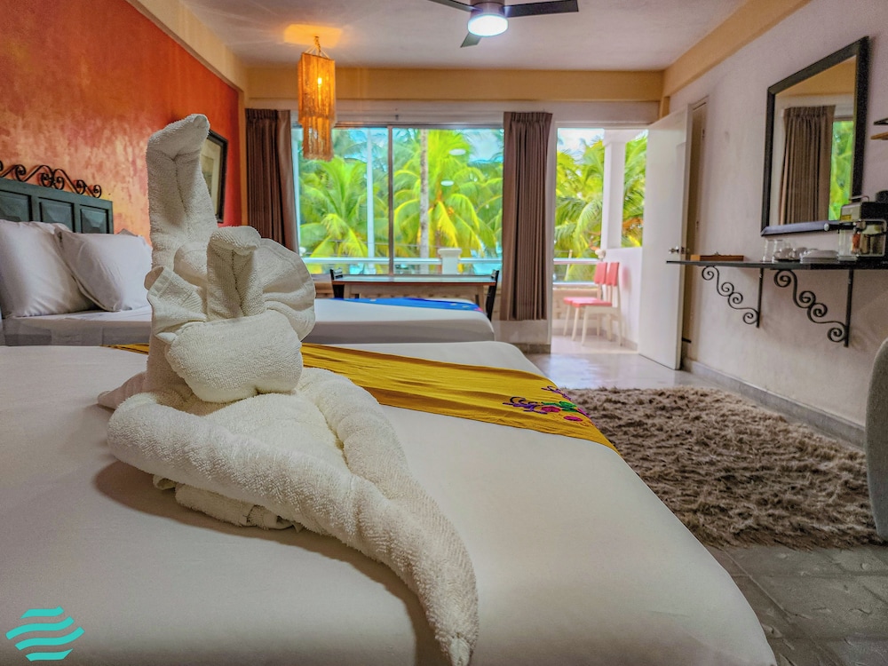 Comfort Studio, 2 Double Beds, Non Smoking, Beach View