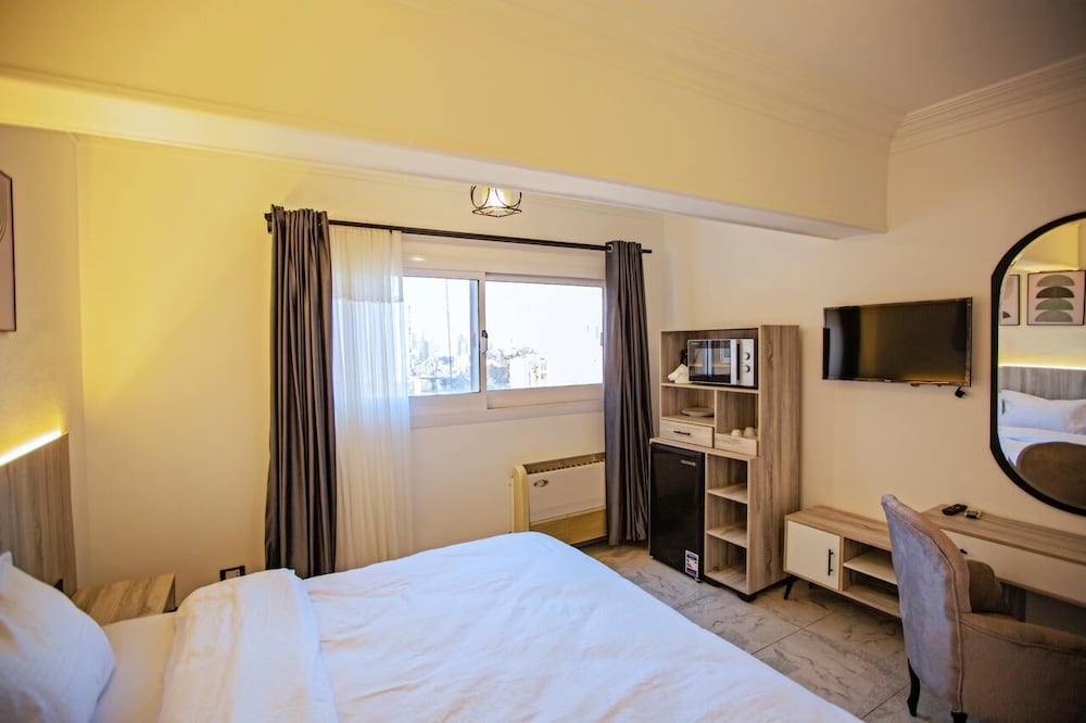 Deluxe Double Room, River View