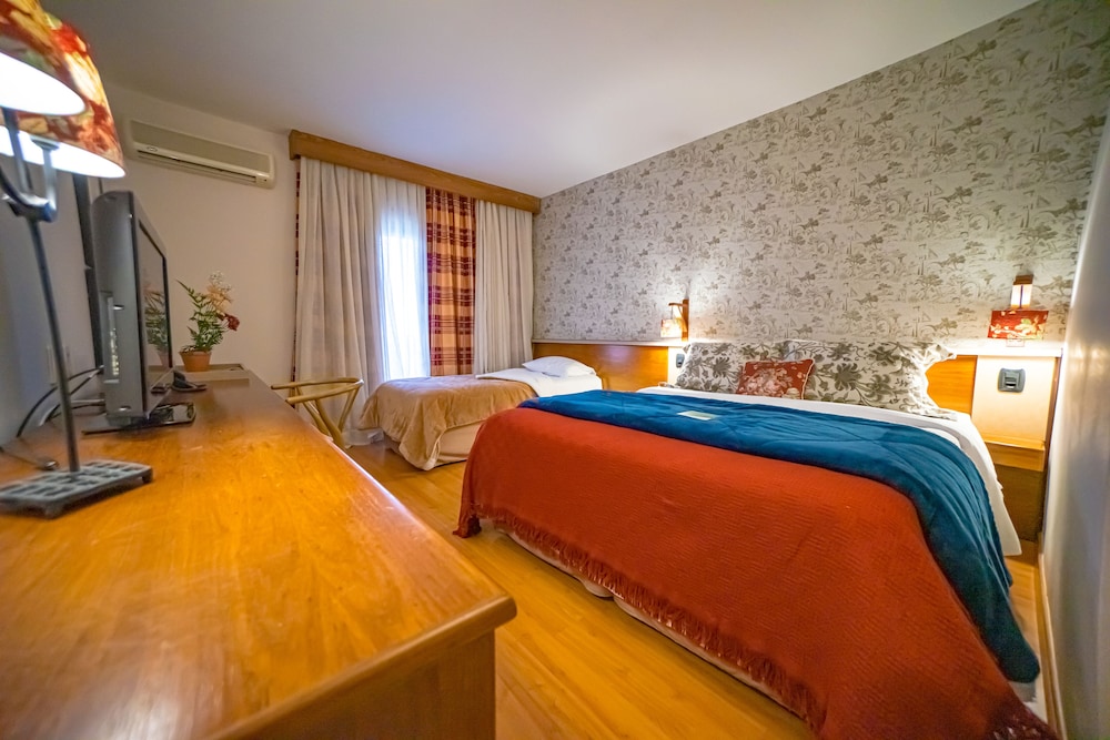 Premier Triple Room photo 2