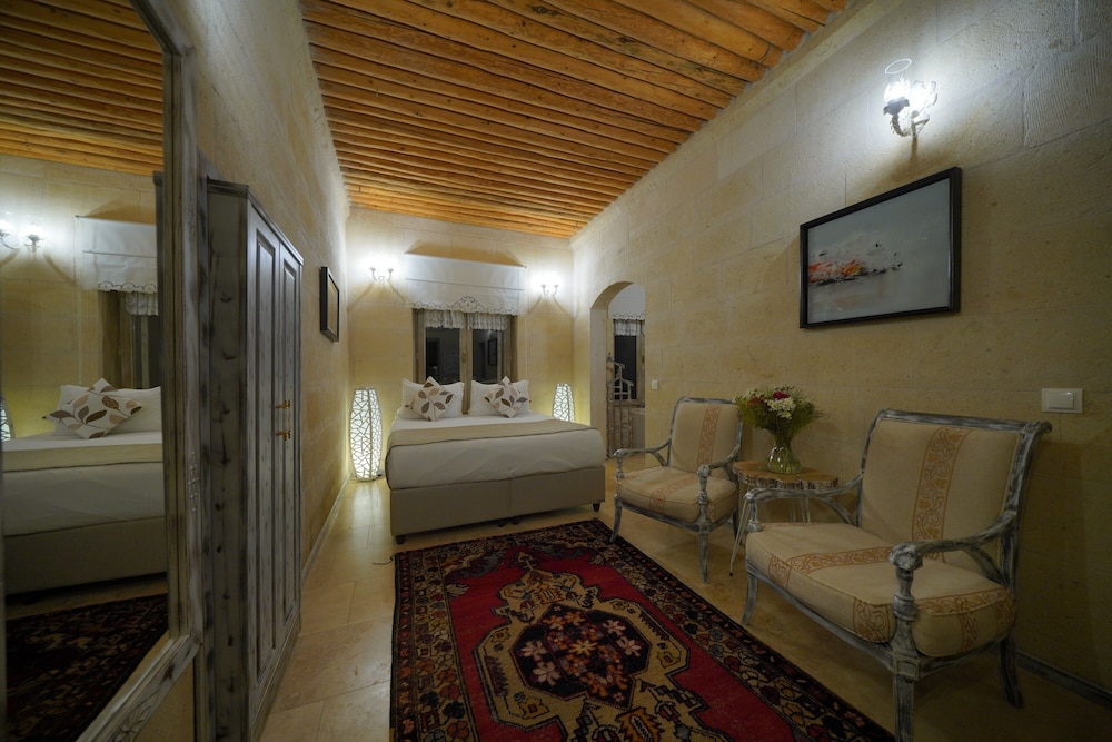 Panoramic Room - Photo 7