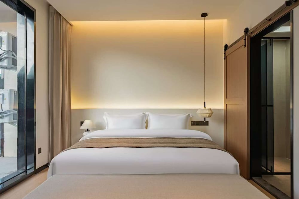 Classic Double Room, Hill View photo 1
