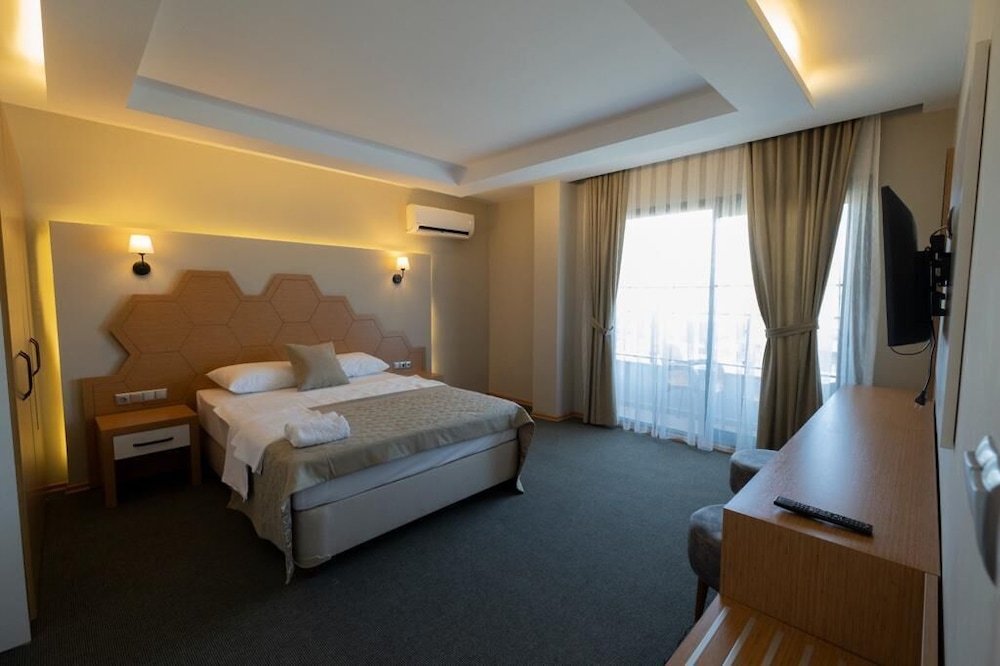 Standard Room - Photo 9