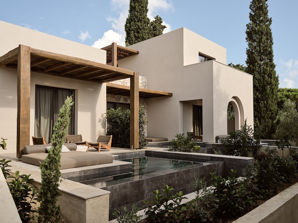 Junior Suite with Private Pool and Garden View - Photo 7