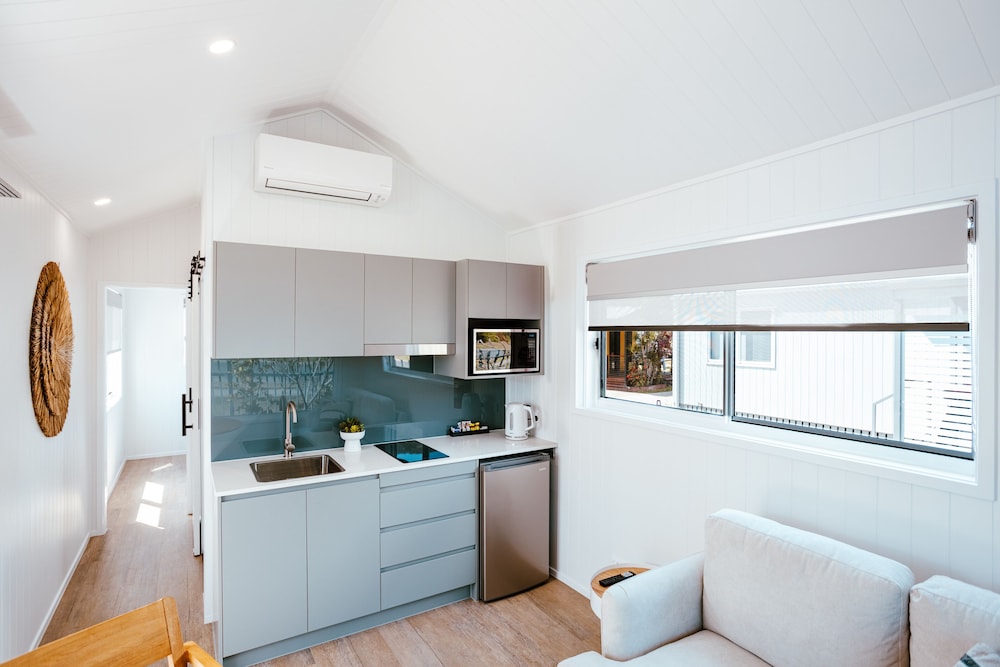Signature Cabin, 1 Bedroom, Non Smoking, Balcony photo 3