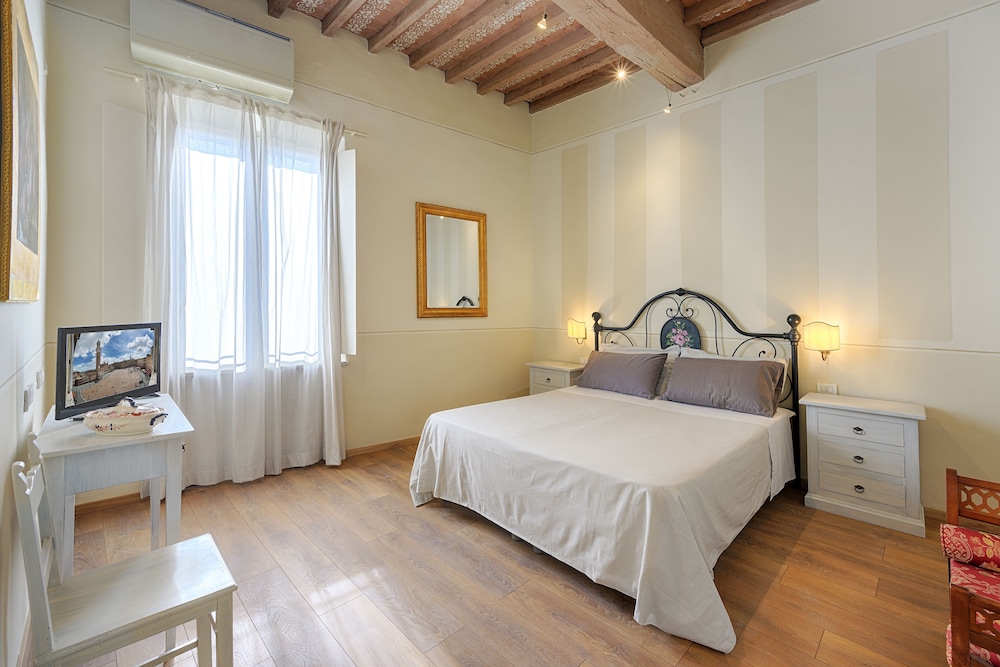 Luxury Room