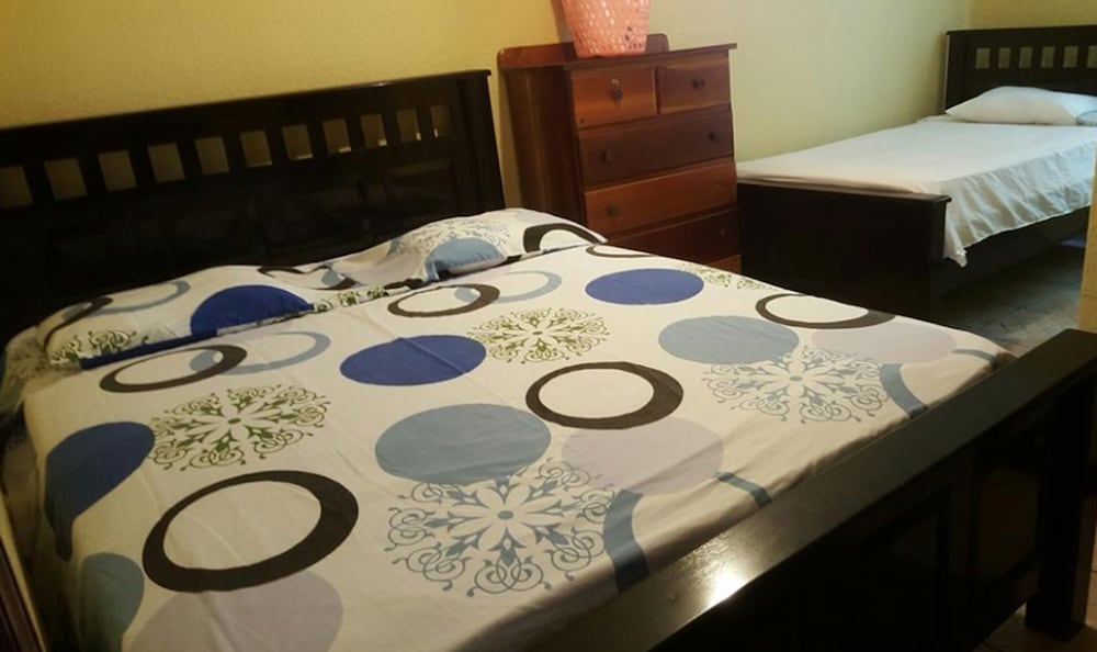 Basic Double Room Single Use, 1 Double Bed photo 2