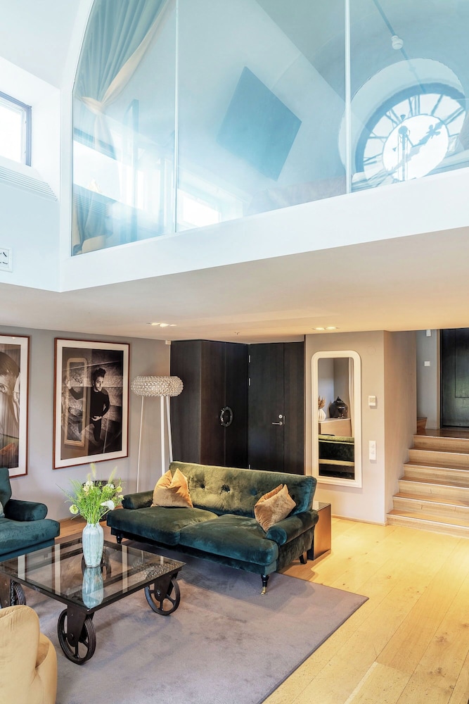 Clock Suite - Photo 5