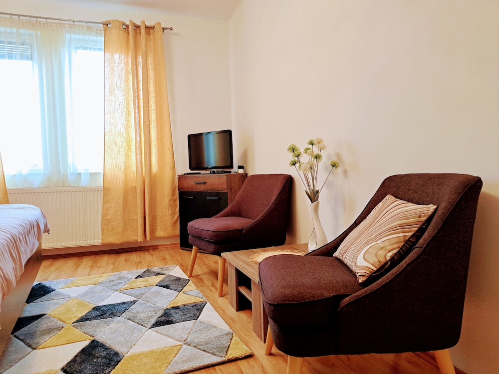 Family Apartment (1) photo 3