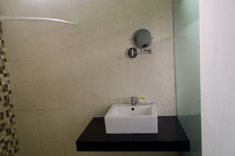Standard Room - Photo 3