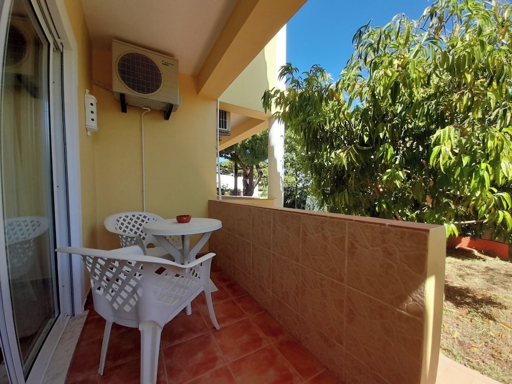 Studio Suite, Non Smoking, Garden View photo 2