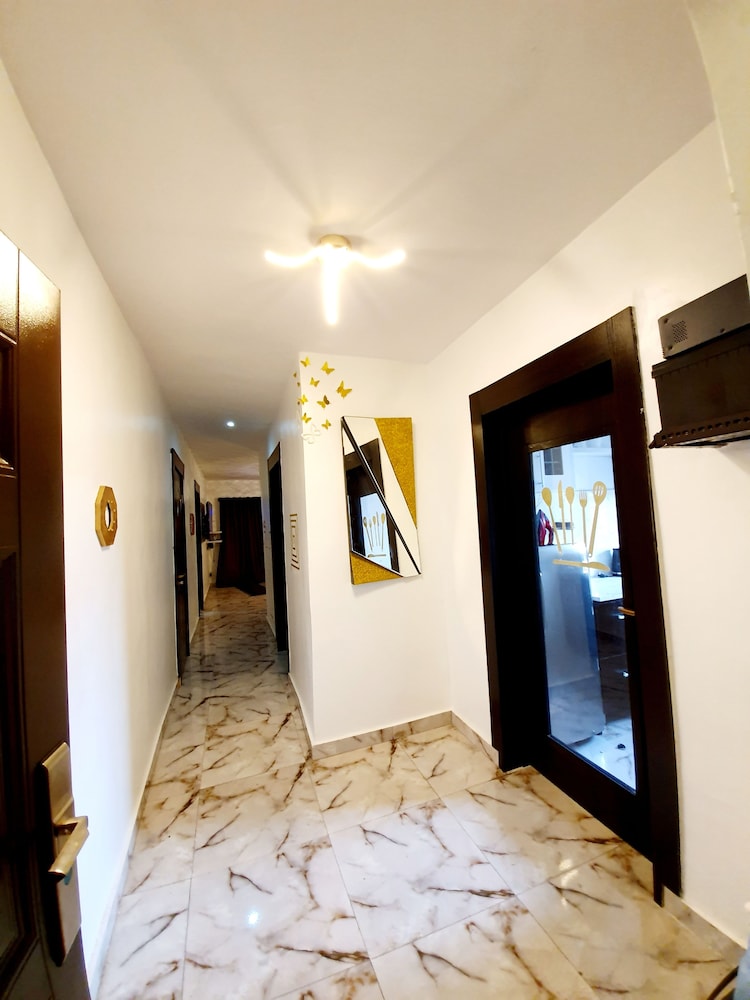 Luxury Apartment, 2 Bedrooms, Kitchen photo 2