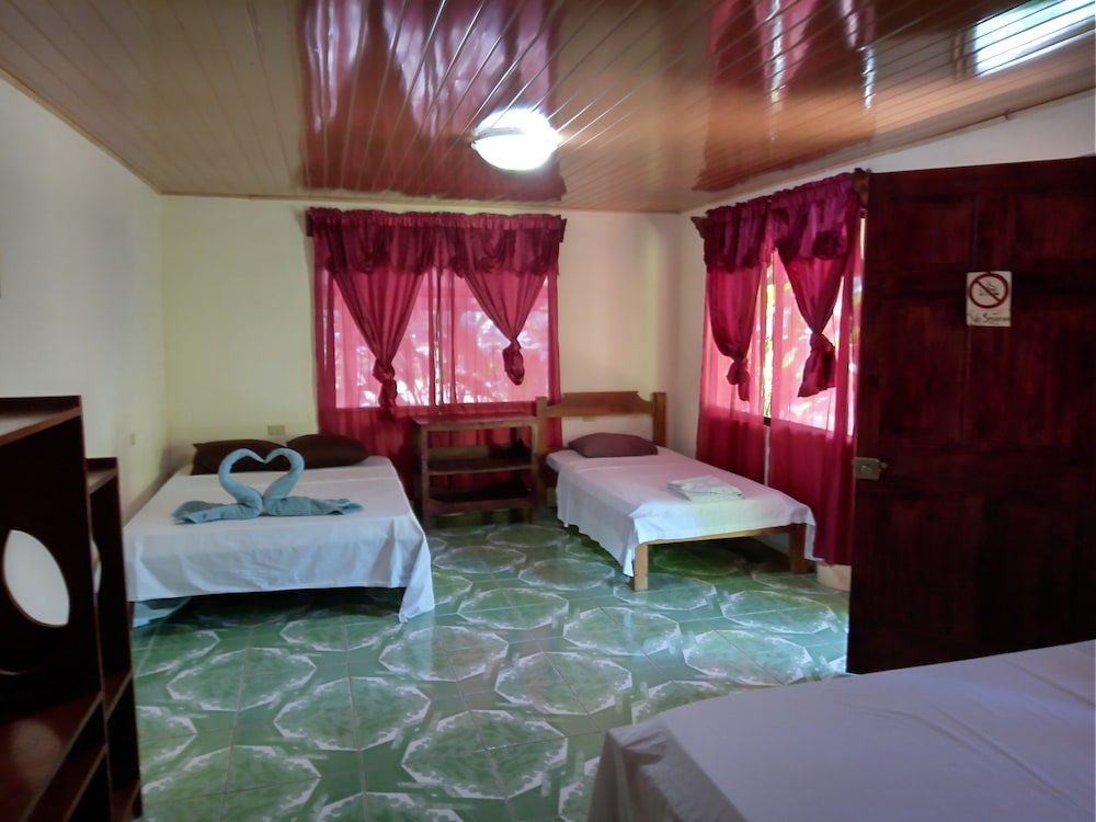 Family Room, Multiple Beds photo 1