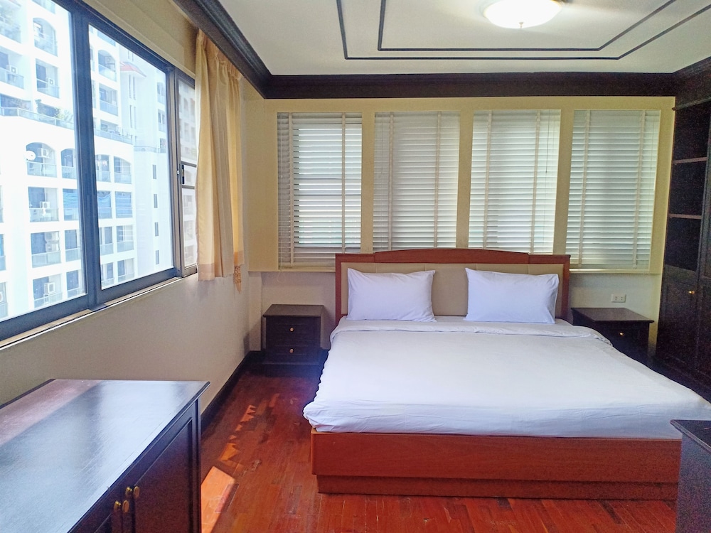 Residential Suite photo 3