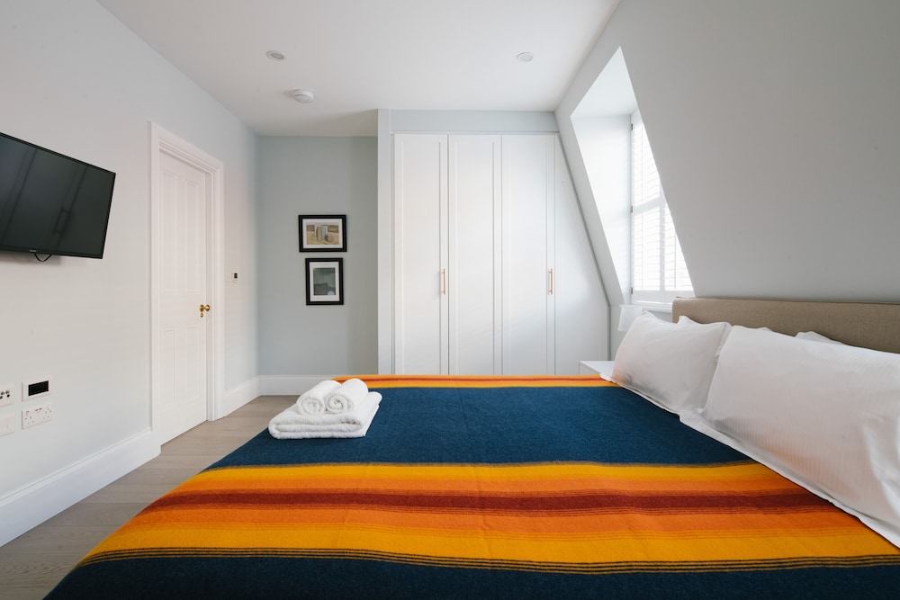 Signature Suite, 2 Bedrooms, Terrace photo 2