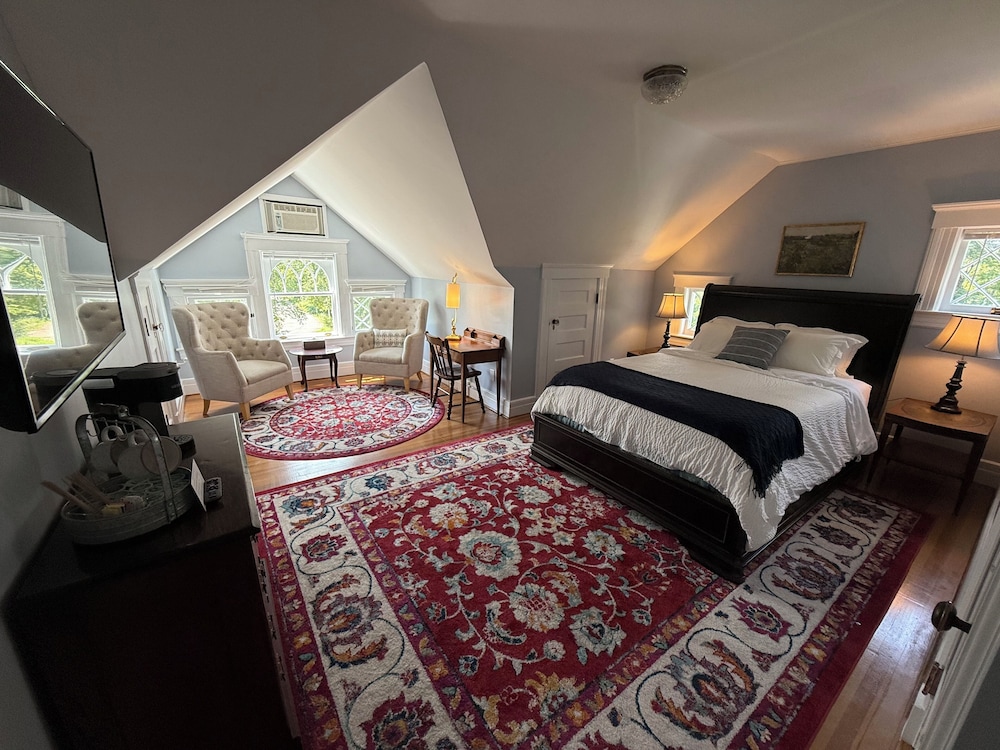 Mansion Room 10 photo 1