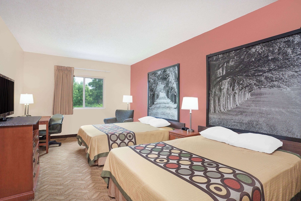 Standard Room, 2 Queen Beds - Photo 1