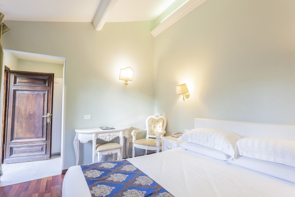 Double Room, Garden Area photo 3