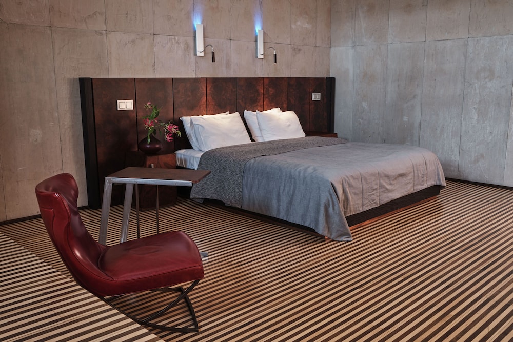 Deluxe Double Room Single Use