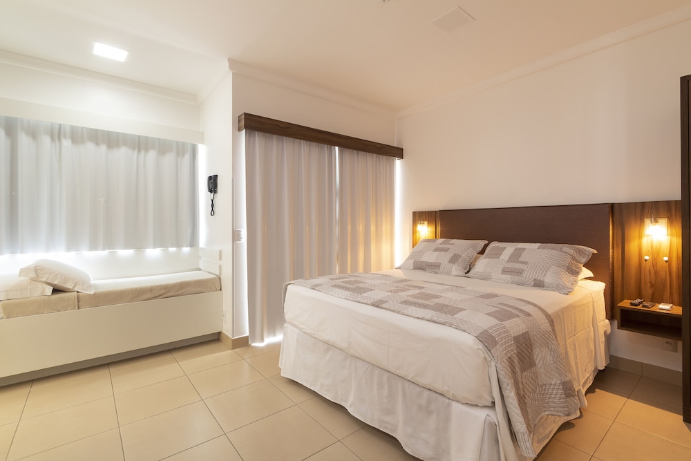 Loft, Partial Ocean View (Triple/Triplo) photo 1