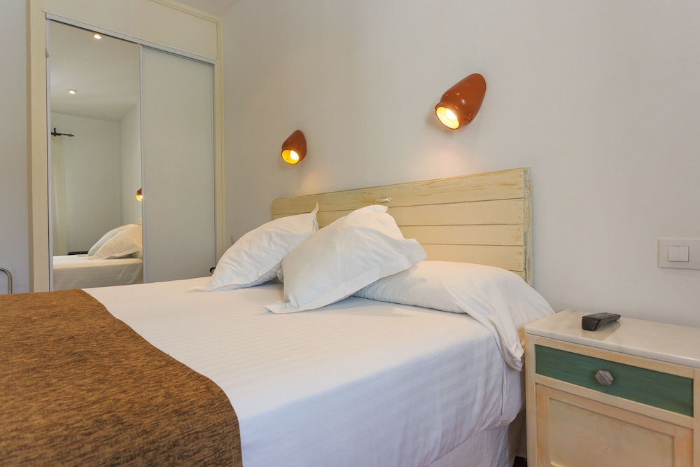 Double Room - Photo 6