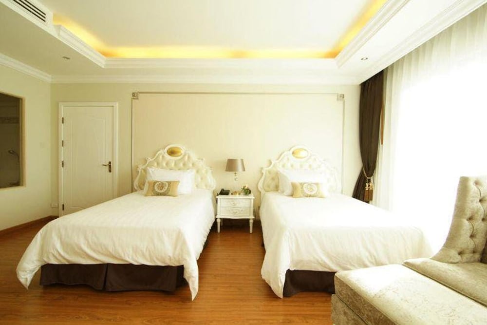 Deluxe Twin Room - Photo 3