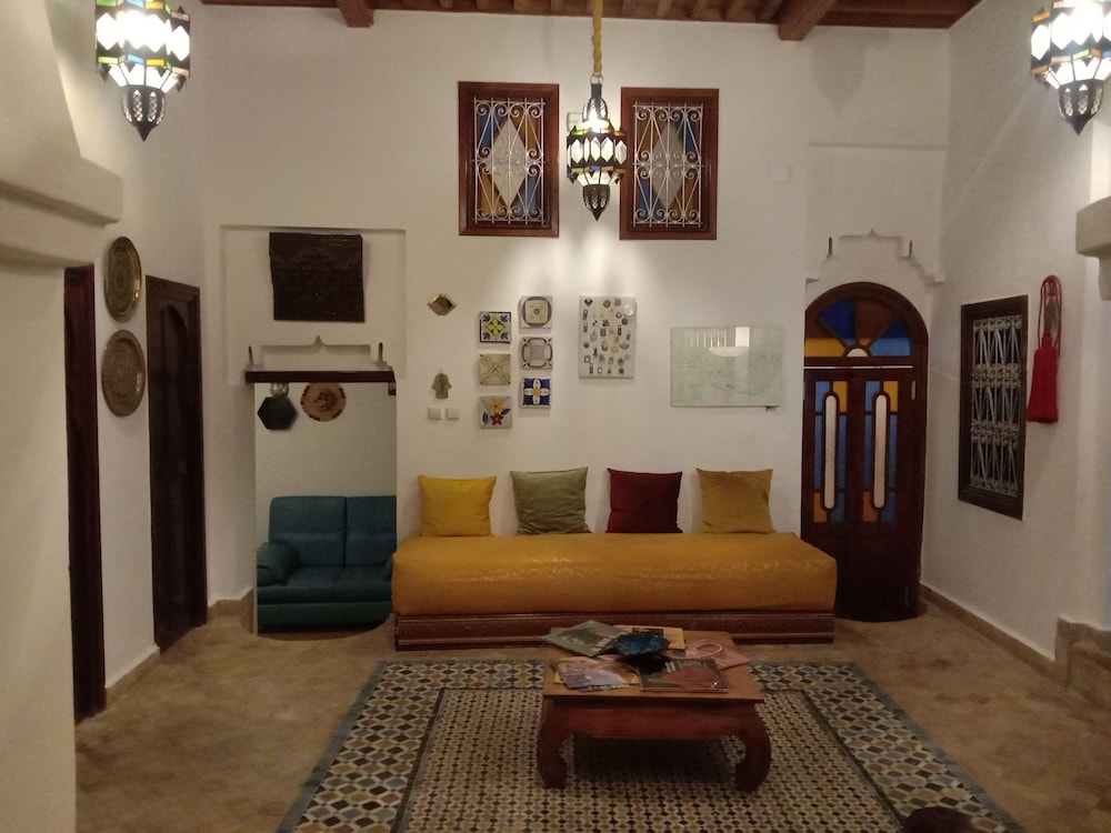 Basic Triple Room photo 1