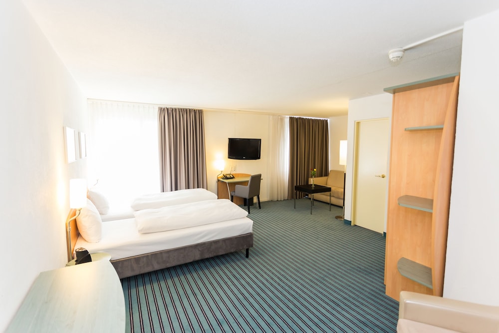 Superior Twin Room photo 2