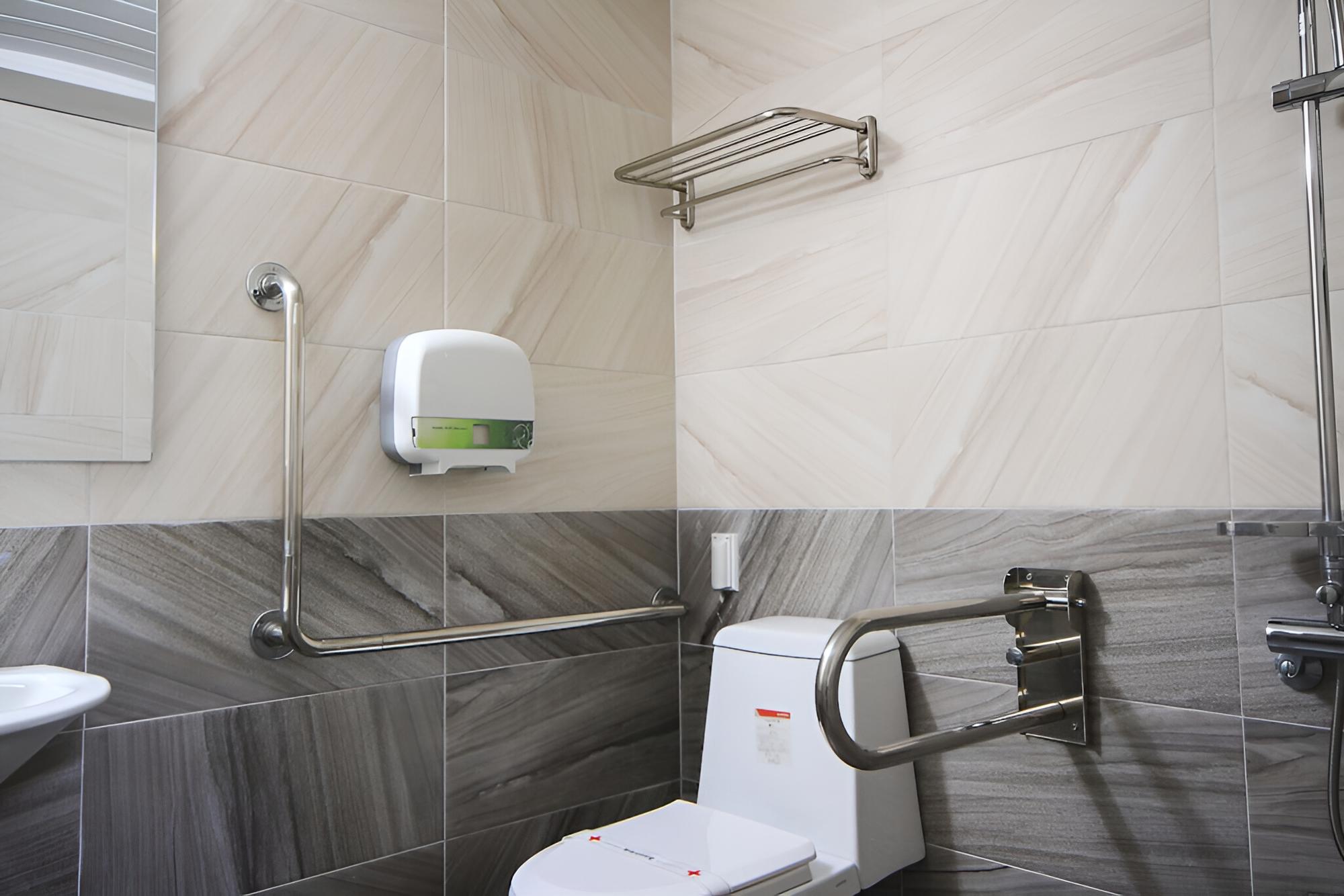 Room (Suite room (room inspection and regul) photo 1