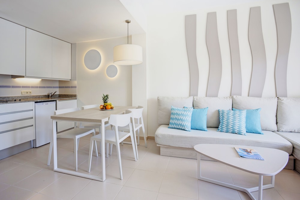 Apartment, 1 Bedroom, Partial Sea View (2 adults) photo 2