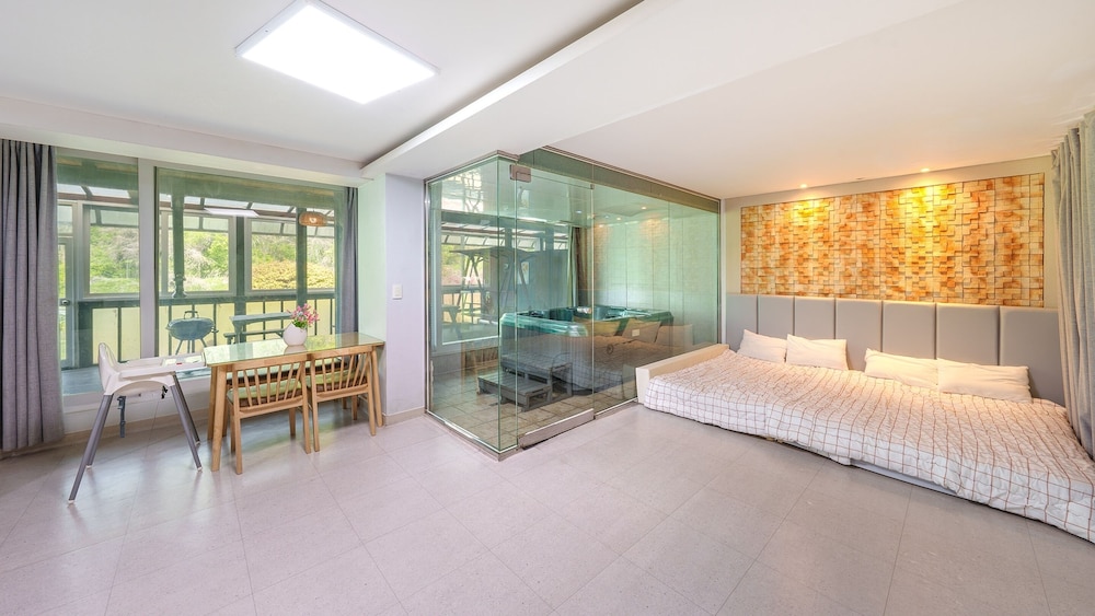 Basic Room, 1 Bedroom (A103 (Private BBQ / Jet Spa))
