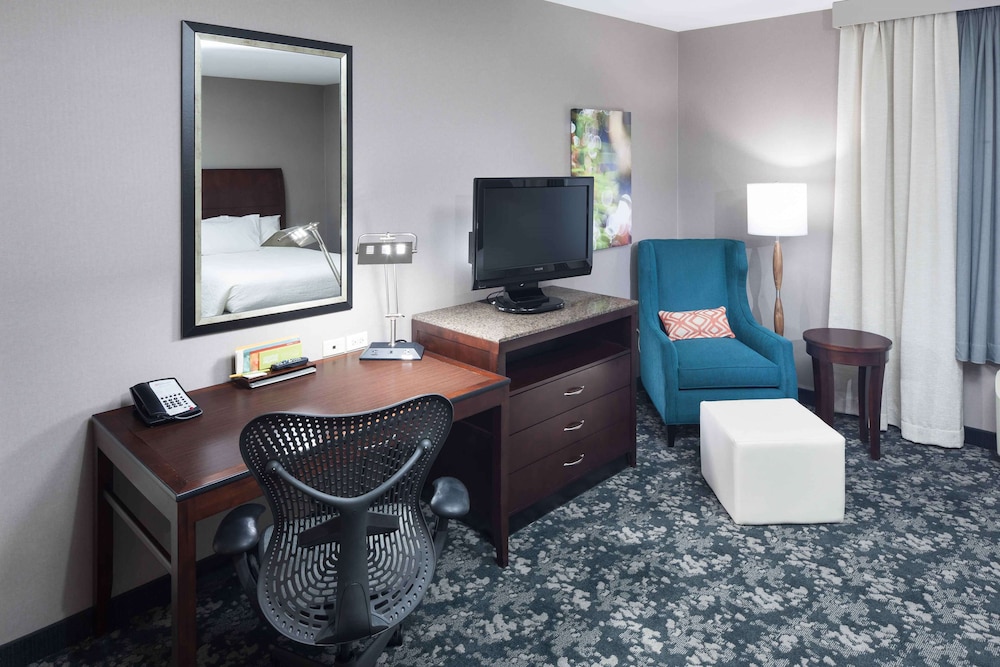 Room, 1 King Bed (Drinks/Snacks) photo 2