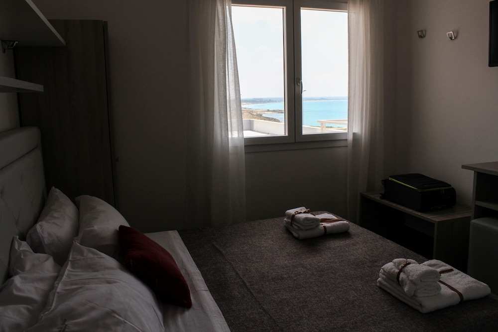 Economy Room photo 3
