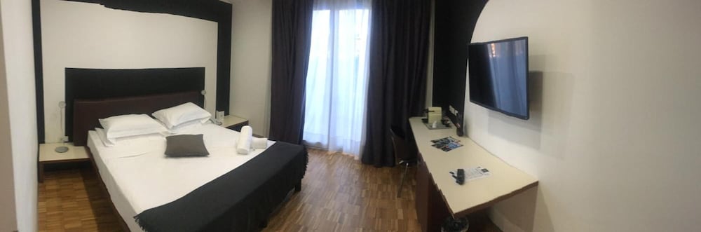Double Room Single Use photo 2