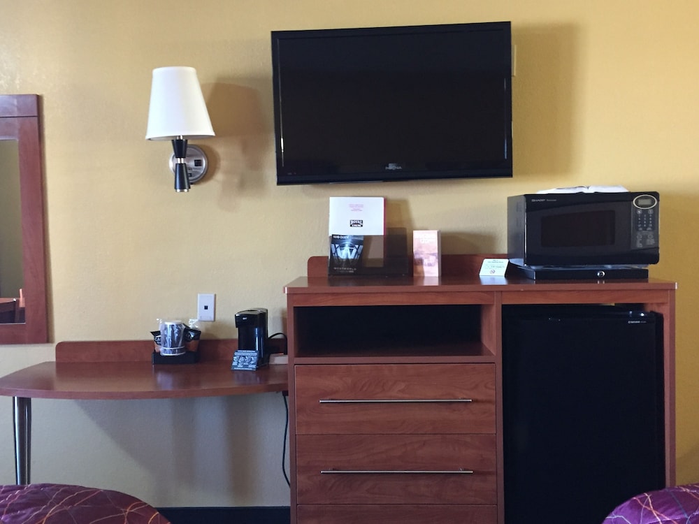 Double Room (4 people) photo 2