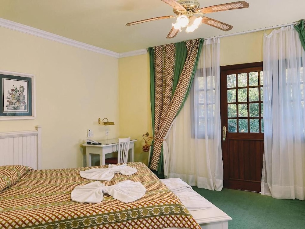 Deluxe Twin Room photo 1