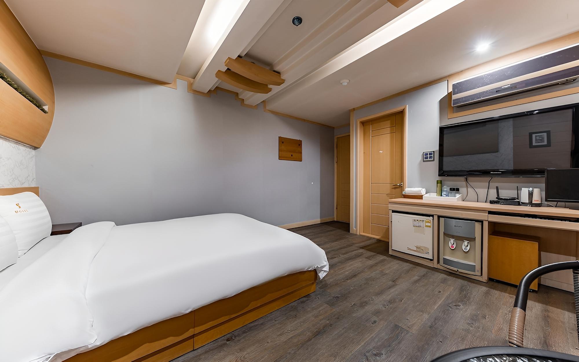 Room (Standard Room (Bed room 5000 won addi) - Photo 4