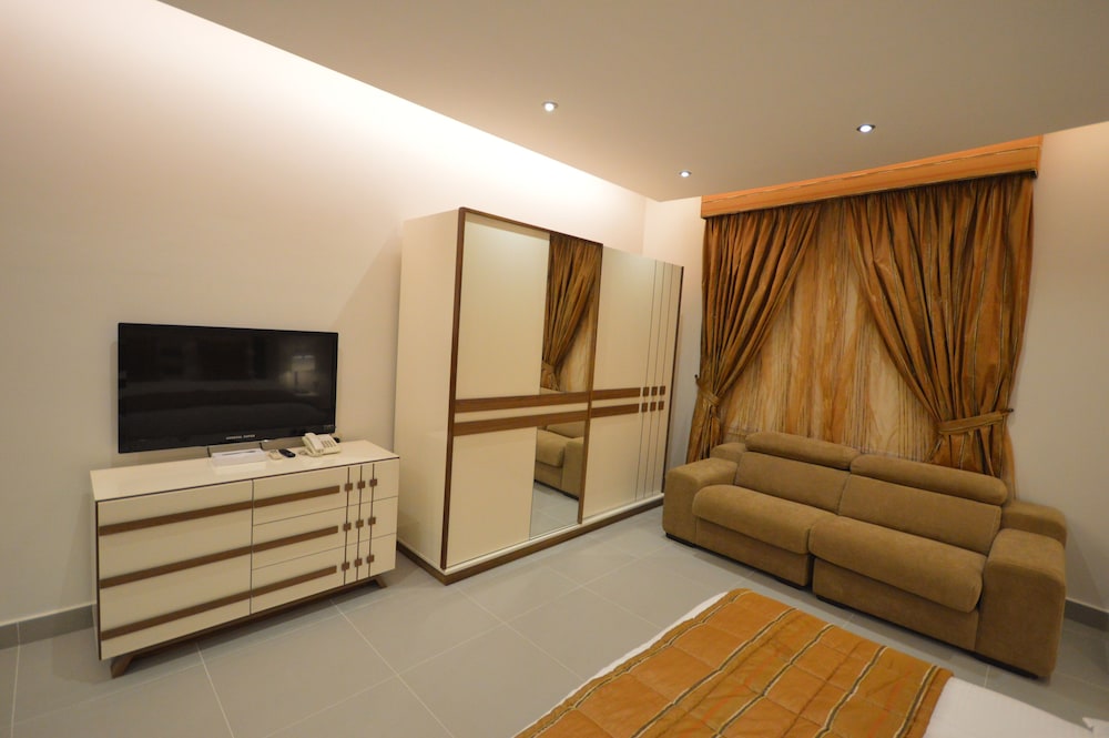 Deluxe Studio - Photo 6