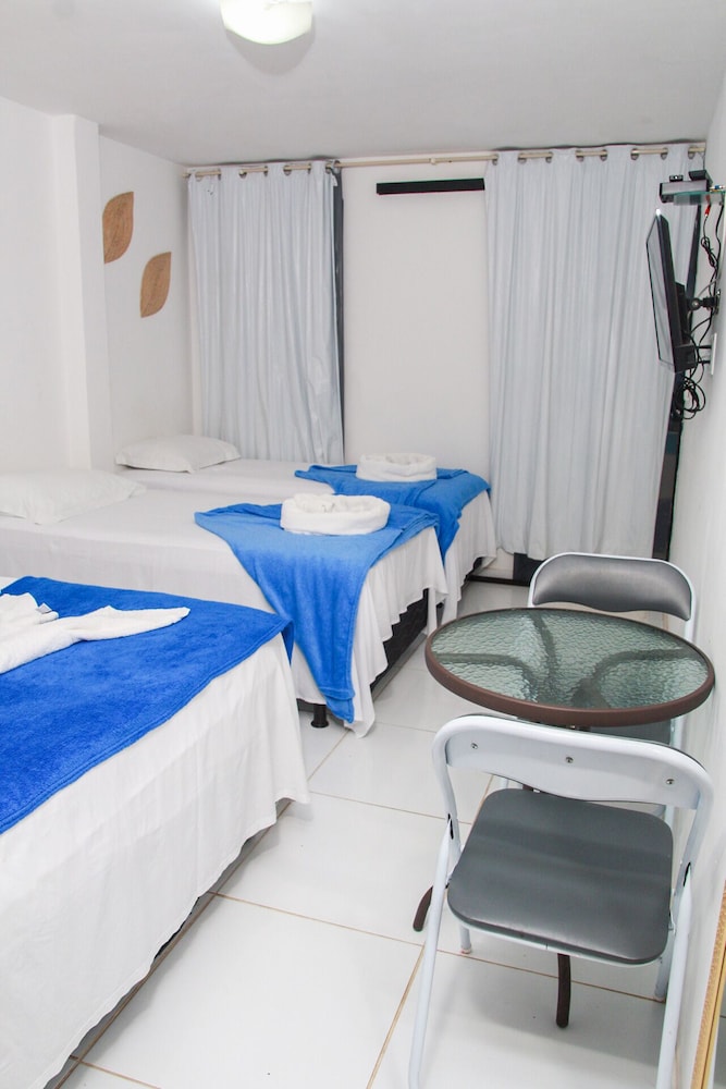 Basic Quadruple Room - Photo 3