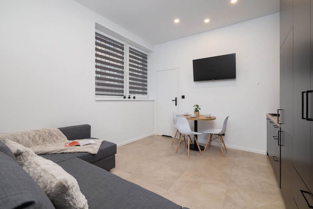 Studio, Kitchen