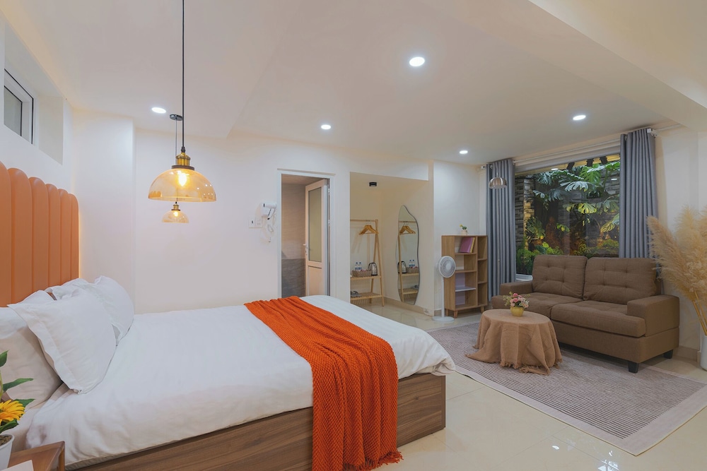 Deluxe Double Room - Photo 28