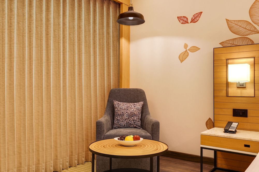 Deluxe Room - Photo 6
