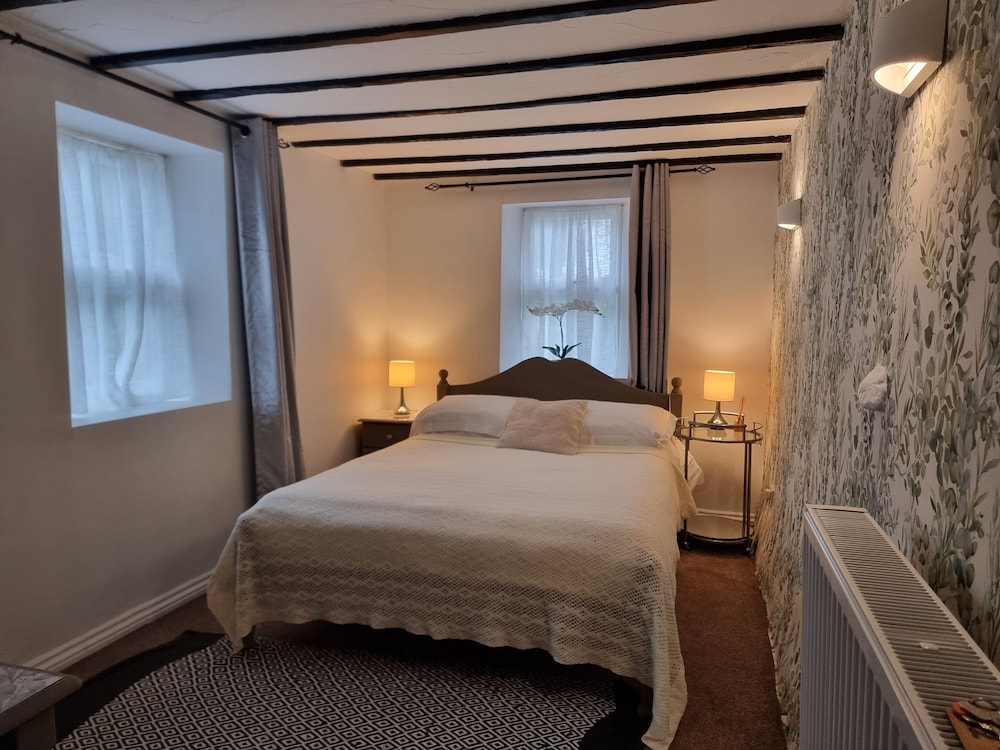 Double Room (Room 2) photo 1