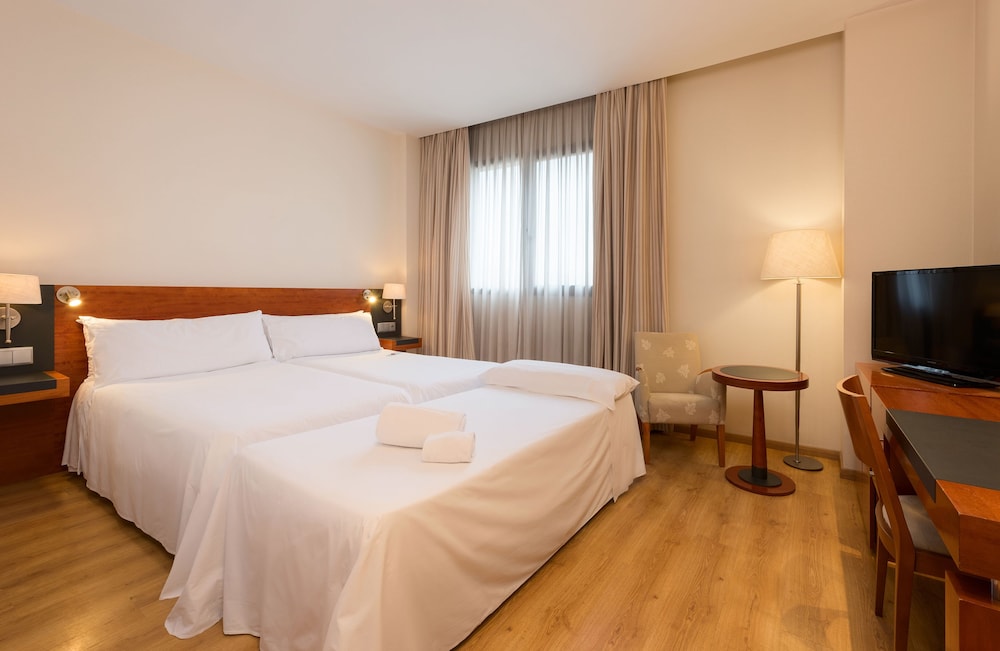 Triple Room (2 Adults + 1child)