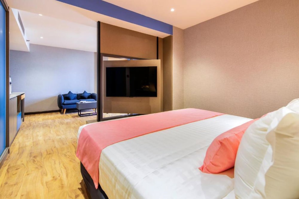 Junior Suite - Photo 1