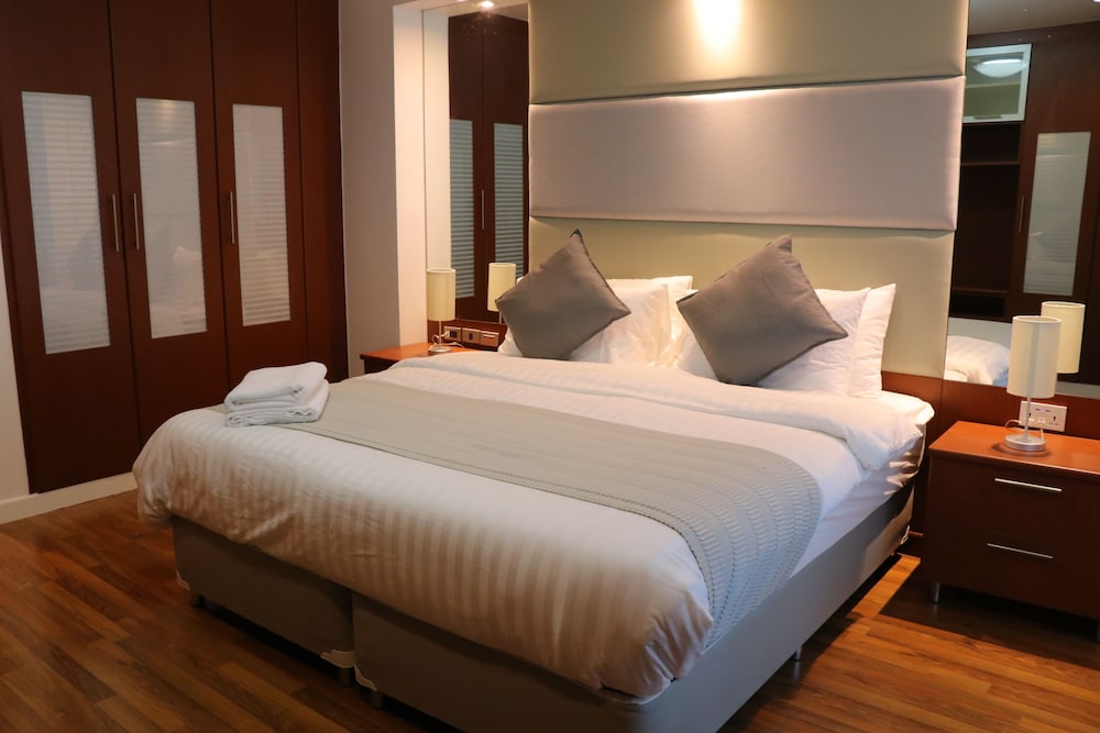 3-Bedroom Apartment (5D) photo 1