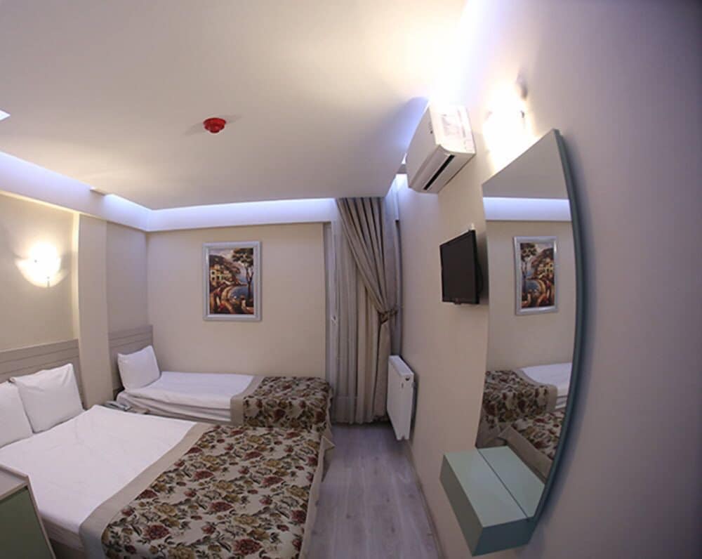 Standard Triple Room photo 3