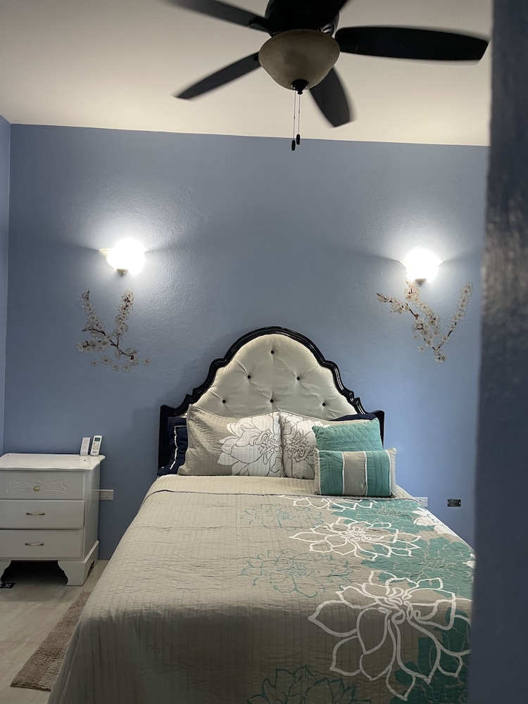 Comfort Room photo 3
