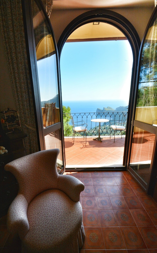 Apartment, 1 King Bed with Sofa bed, Terrace, Sea View (Nerano Suite) photo 2