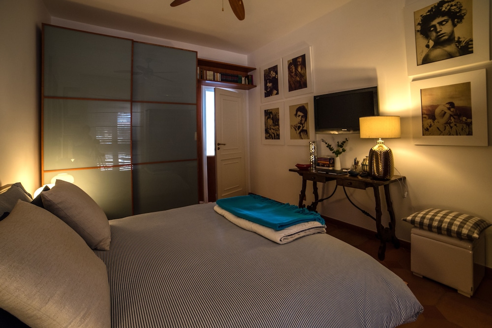 Deluxe Double Room (W. von Gloeden) photo 2
